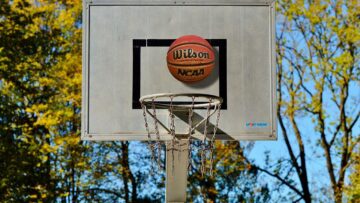 Polycarbonate, Acrylic, Glass, and Plastic Basketball Hoops – Which Backboard