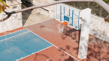 Jump Like Nate Robinson – 5 Exercises For Short Basketball