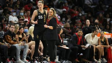 Becky Hammon Wins 2022 Coach of the Year