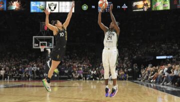 Jewell Loyd Continues to Impress With Clutch Shotmaking