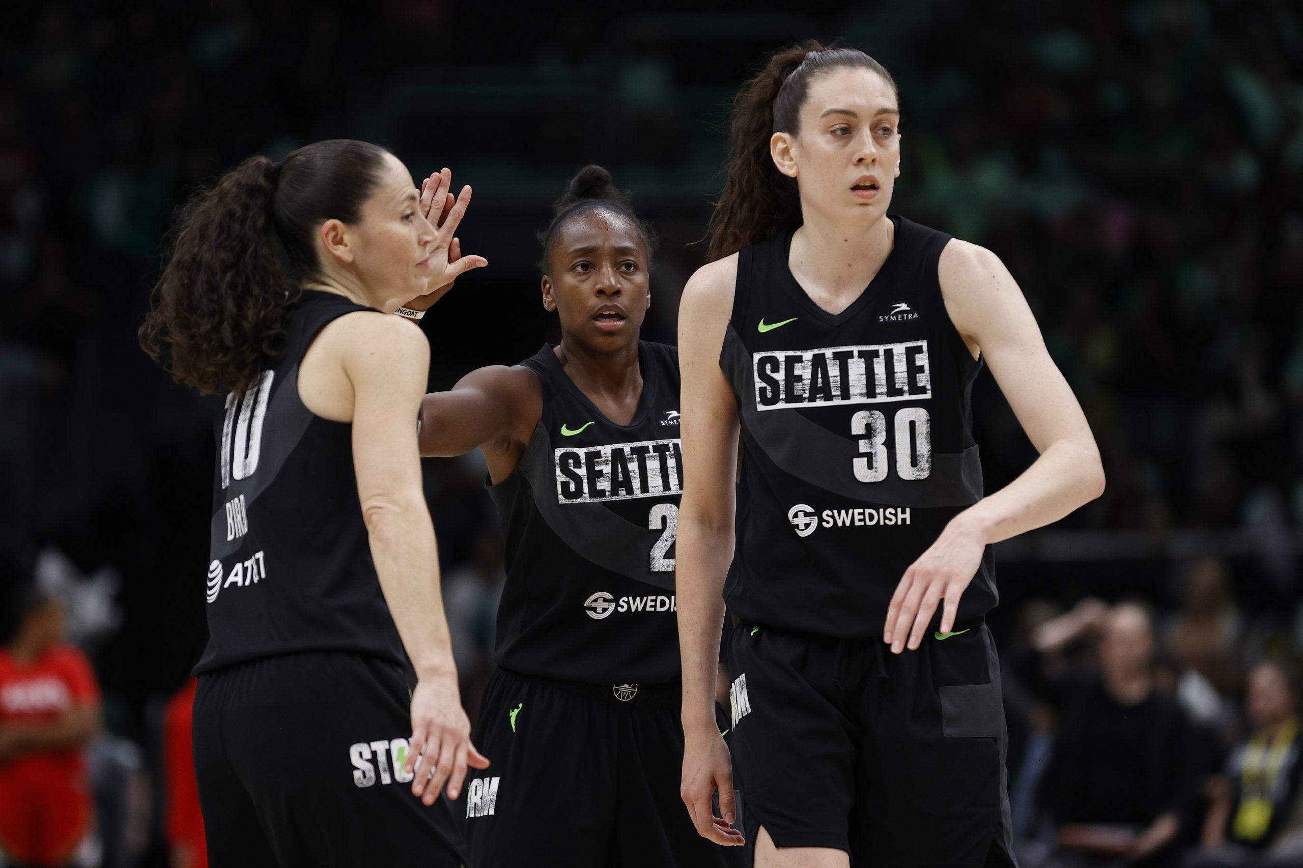 Breanna Stewart on Playing With Jewell Loyd: ‘We Are a Duo That’s Hard to Stop’