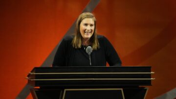 WNBA Legend Lindsay Whalen Honored at Naismith Hall of Fame