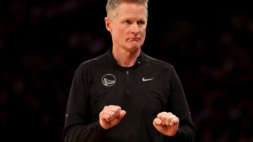 Steve Kerr on Young Players Keeping Their ‘Spirits Up’ During