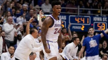 College basketball scores, winners and losers: Kansas survives scare vs.