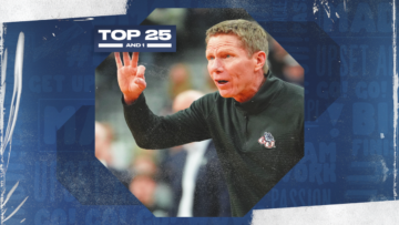 College basketball rankings: Gonzaga climbs latest Top 25 And 1