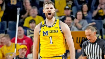 Hunter Dickinson commits to Kansas: Ex-Michigan big, top player in