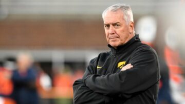 Iowa AD Gary Barta expected to retire after 17 years
