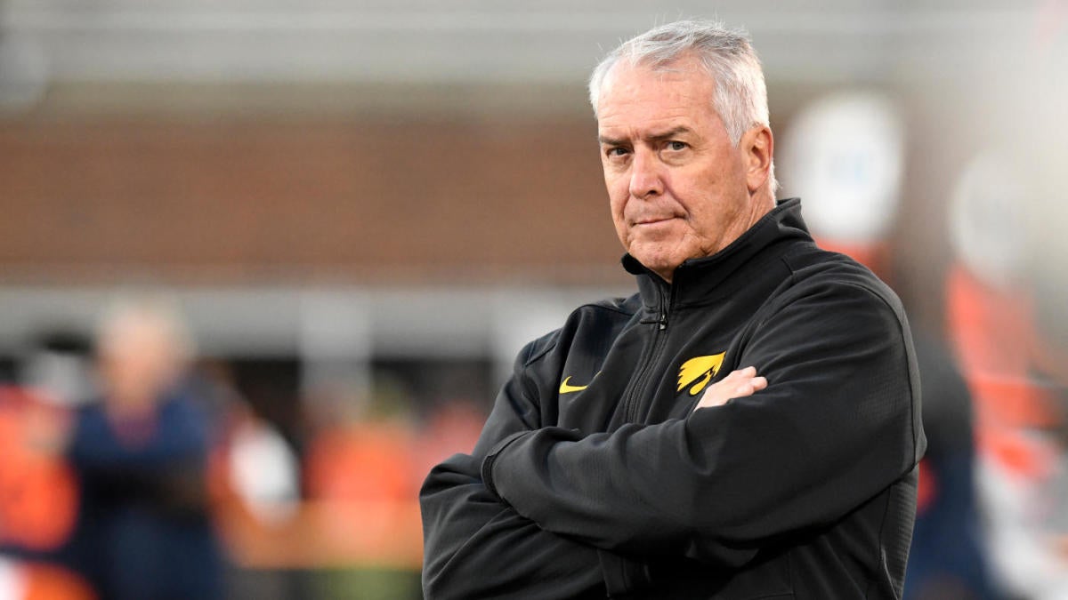 Iowa AD Gary Barta expected to retire after 17 years leading Hawkeyes athletic department