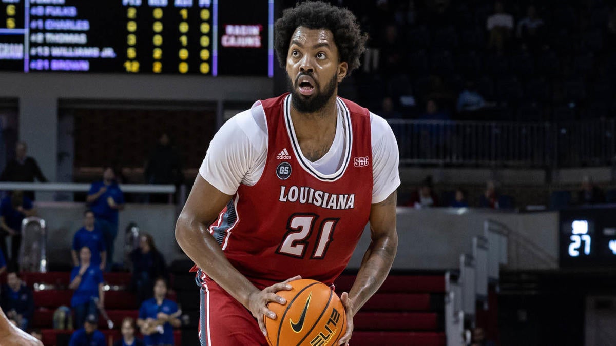 College basketball top 50 transfer rankings: Louisiana's Jordan Brown, an All-Sun Belt big man, joins Memphis