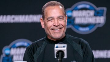 Kelvin Sampson contract: Houston coach lands big raise after interviewing