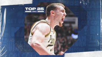 College basketball rankings: Purdue holds top spot after near-upset; Kentucky