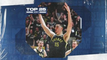 College basketball rankings: Purdue’s Zach Edey hits first 3-pointer, likely