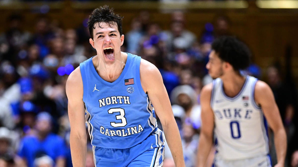 College basketball rankings: North Carolina climbs into top five of AP Top 25 after sweeping rival Duke