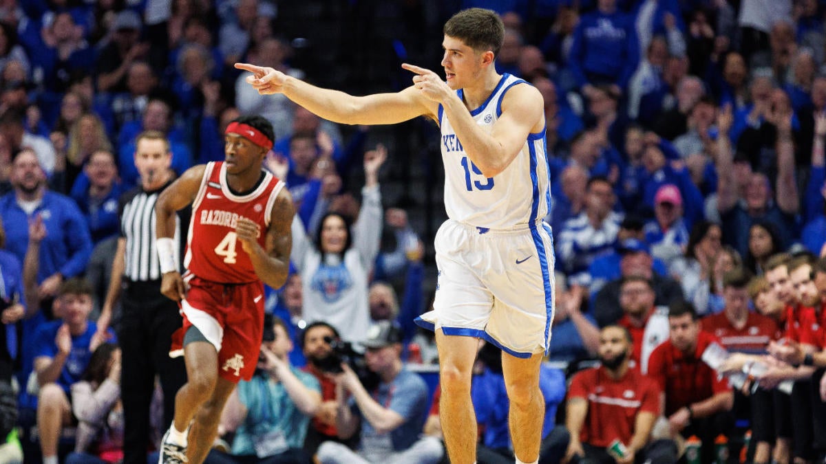 College basketball scores, winners and losers: Kentucky finishes strong, Duke's Kyle Filipowski weathers storm