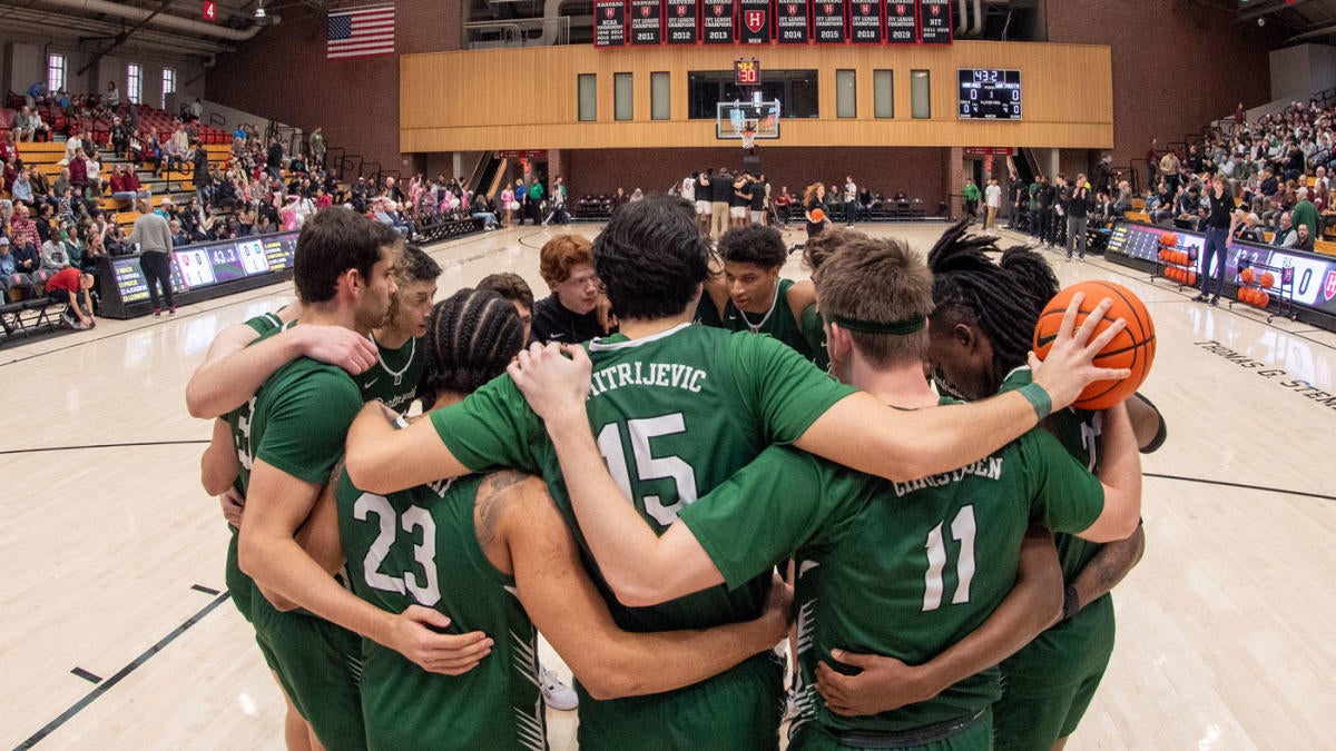Dartmouth men's basketball team votes to unionize in historic moment for college sports